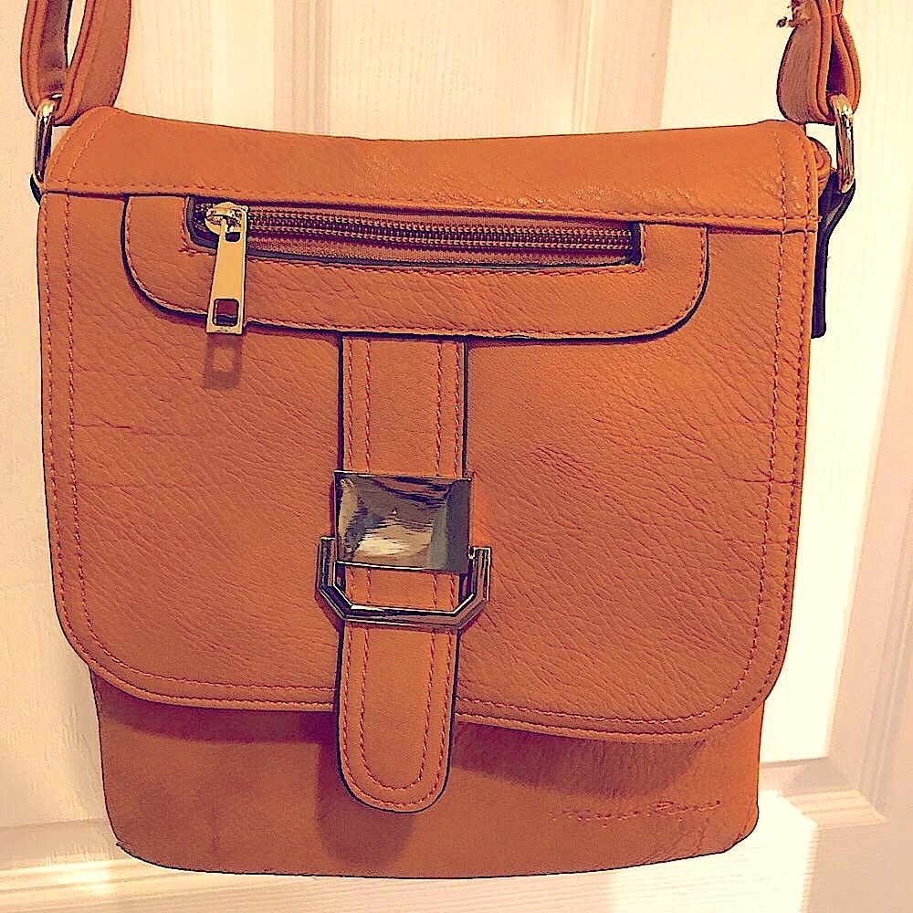 Maya Reyes Crossbody